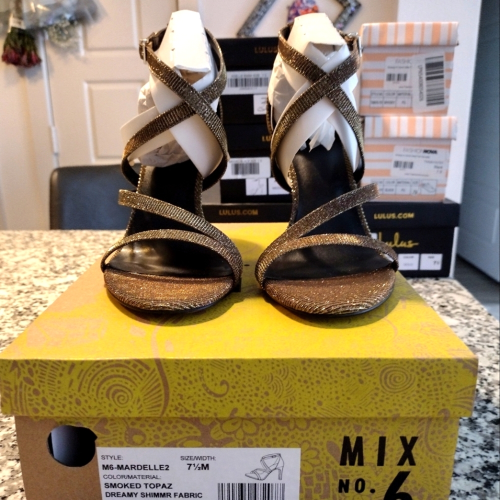 Mix. No 6 gold heels. NWB